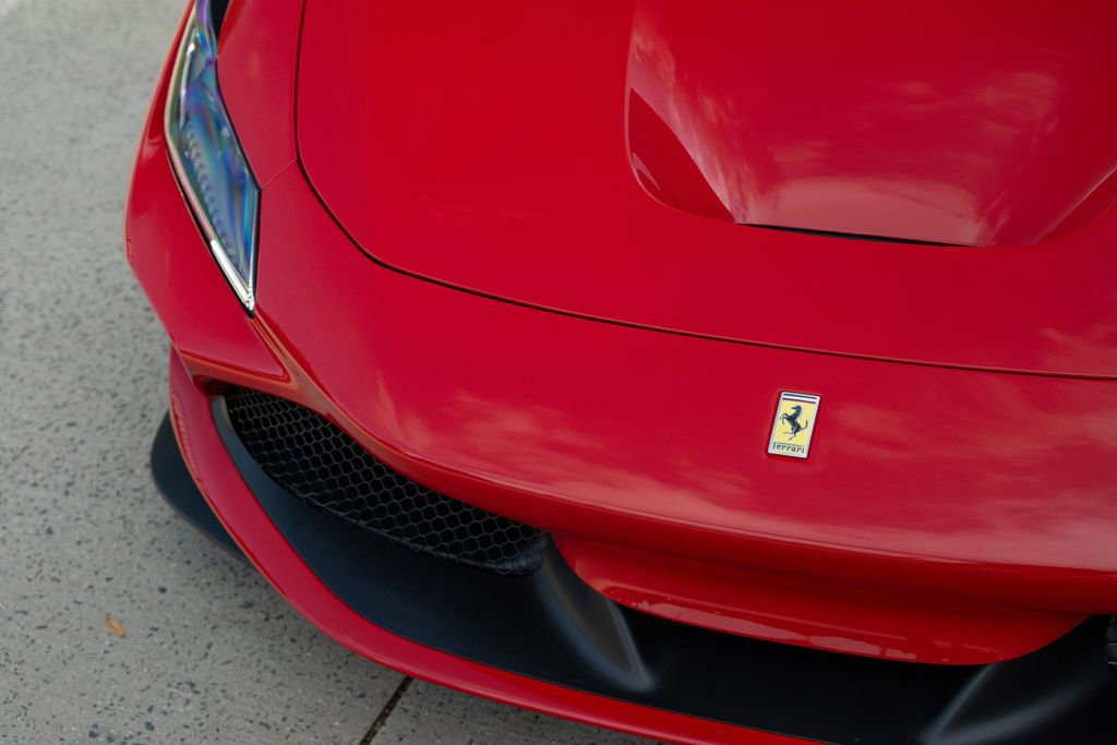 Used 2022 Ferrari F8 Tributo image 10