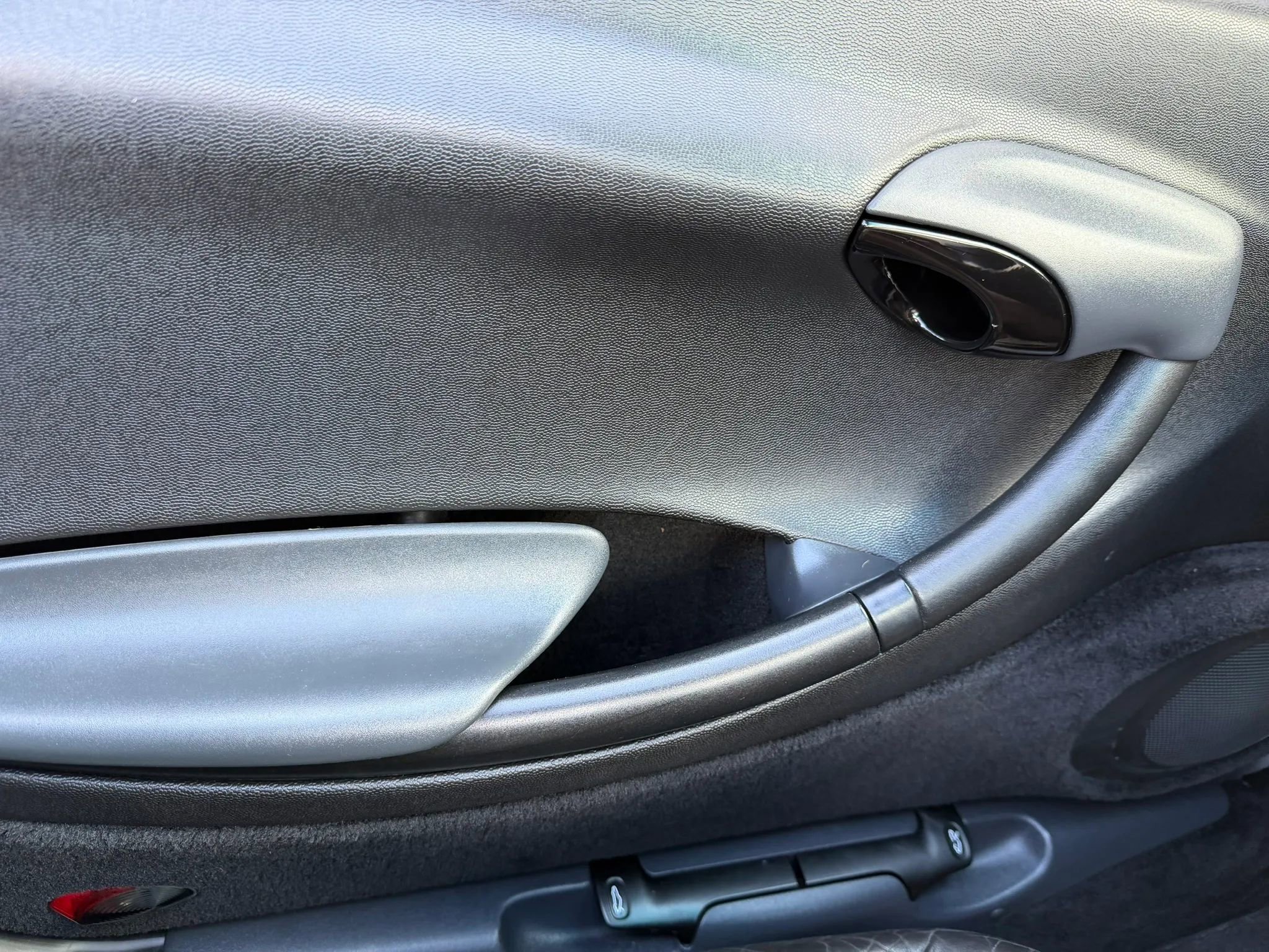 Used 1997 Porsche Boxster image 37