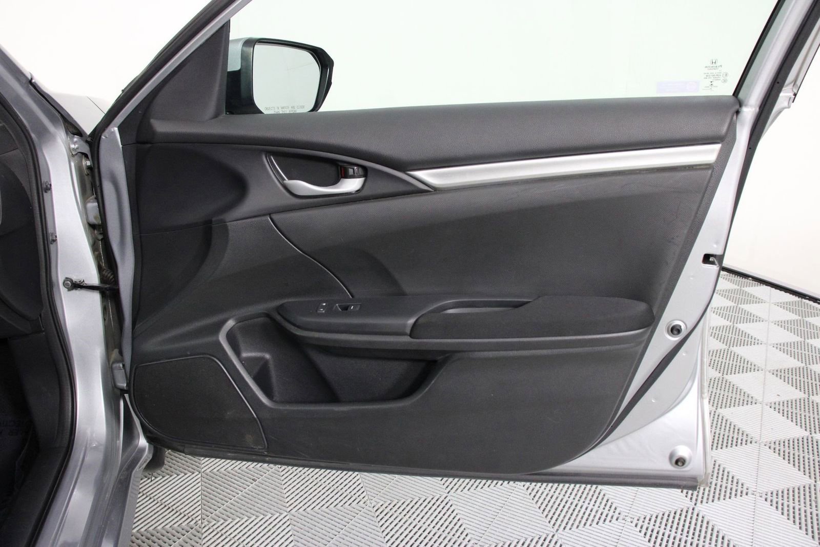 Used 2020 Honda Civic LX image 21