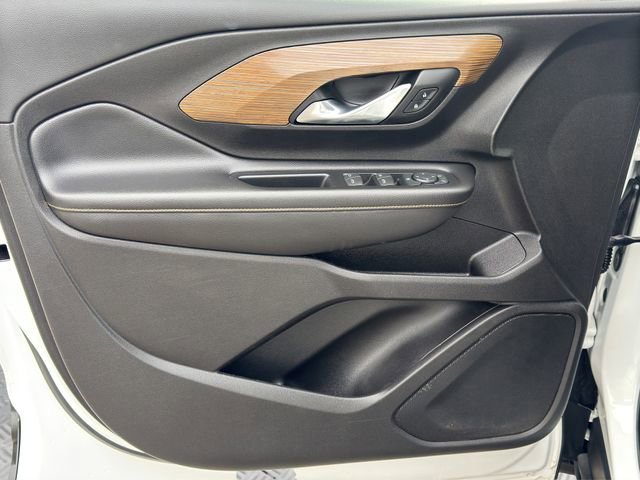 Used 2018 GMC Terrain SLE w/ Driver Convenience Package image 13