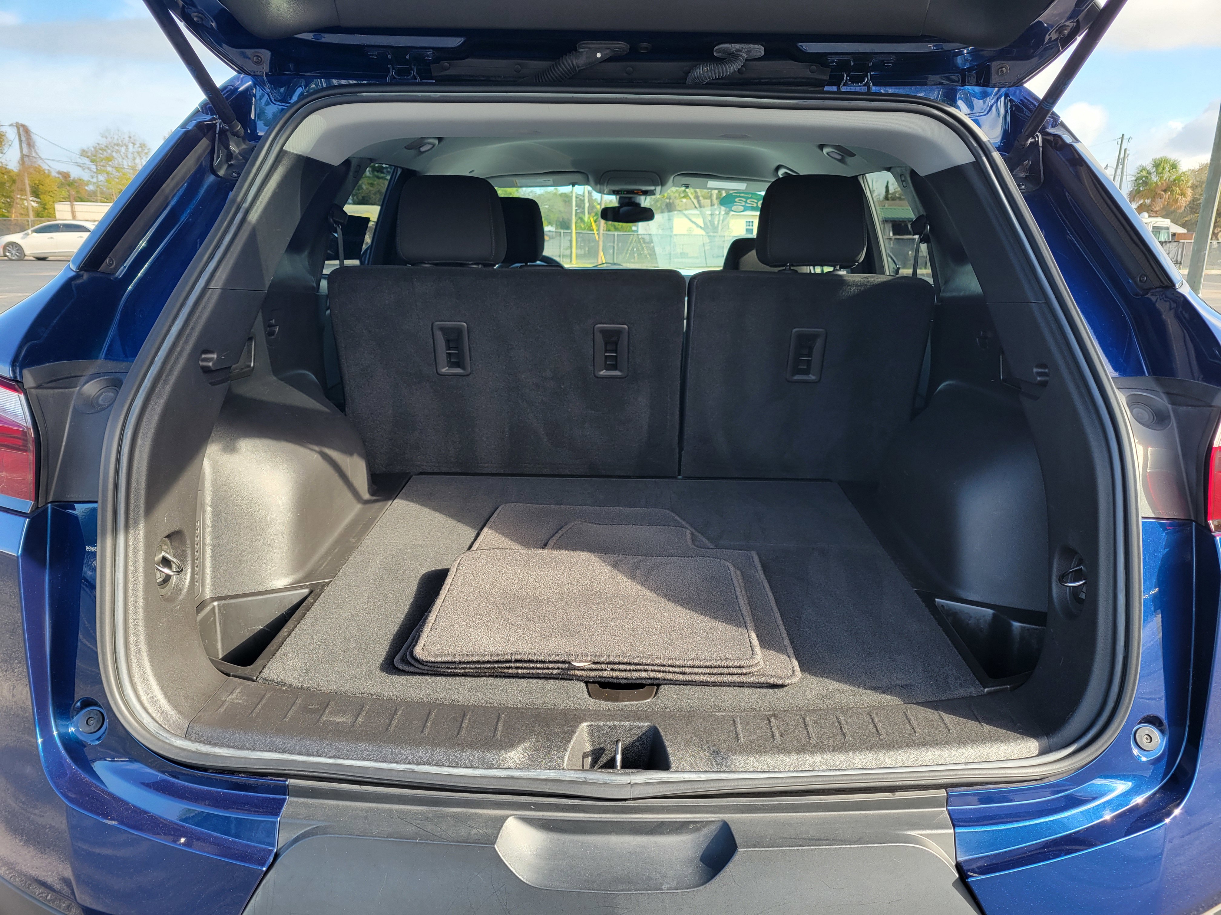 Certified 2022 Chevrolet Blazer LT w/ Midnight/Sport Edition image 7