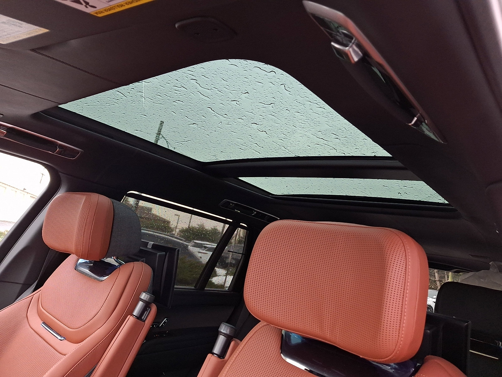 New 2026 Land Rover Range Rover SV image 12