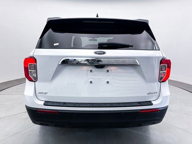 Used 2021 Ford Explorer XLT image 14