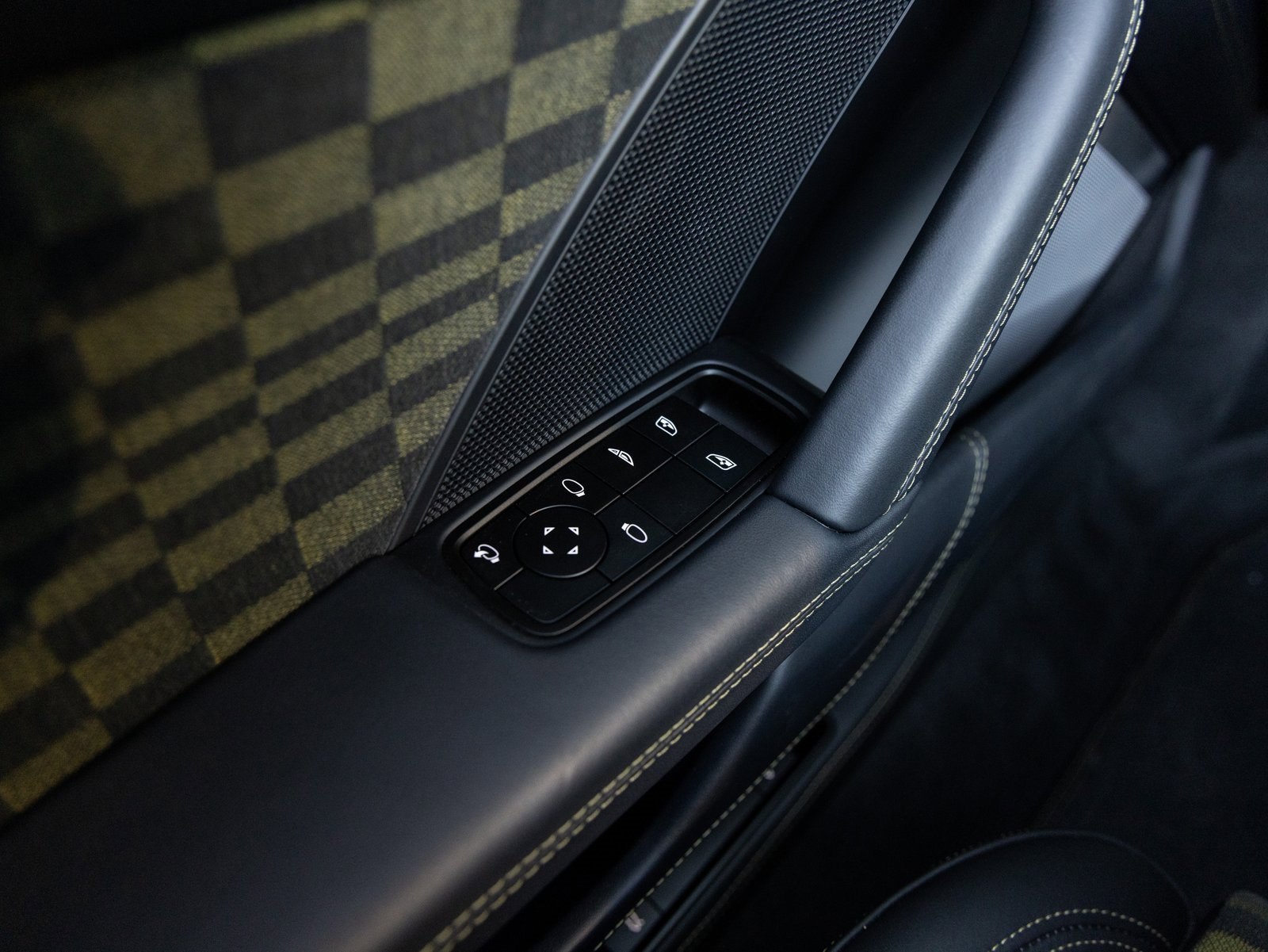 Certified 2026 Porsche 911 Carrera GTS image 23