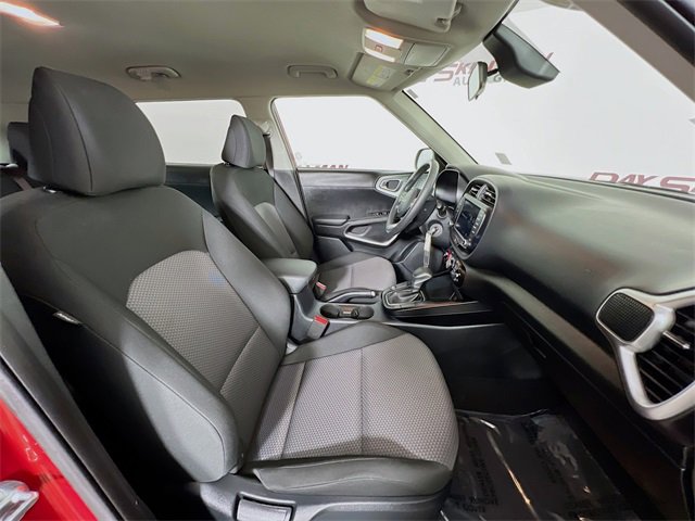 Used 2024 Kia Soul LX w/ Option Group 015 image 35
