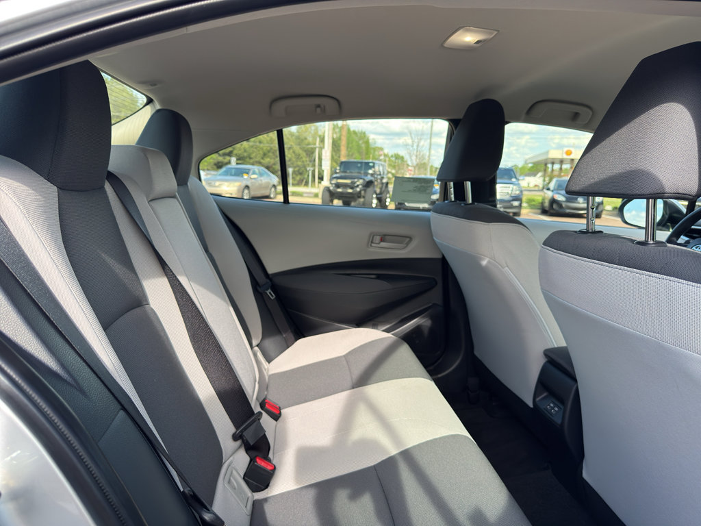 Used 2026 Toyota Corolla LE image 16