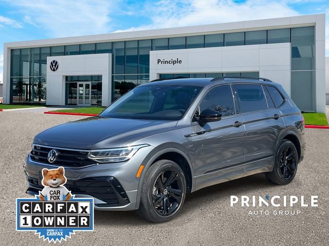 Certified 2023 Volkswagen Tiguan SE R-Line