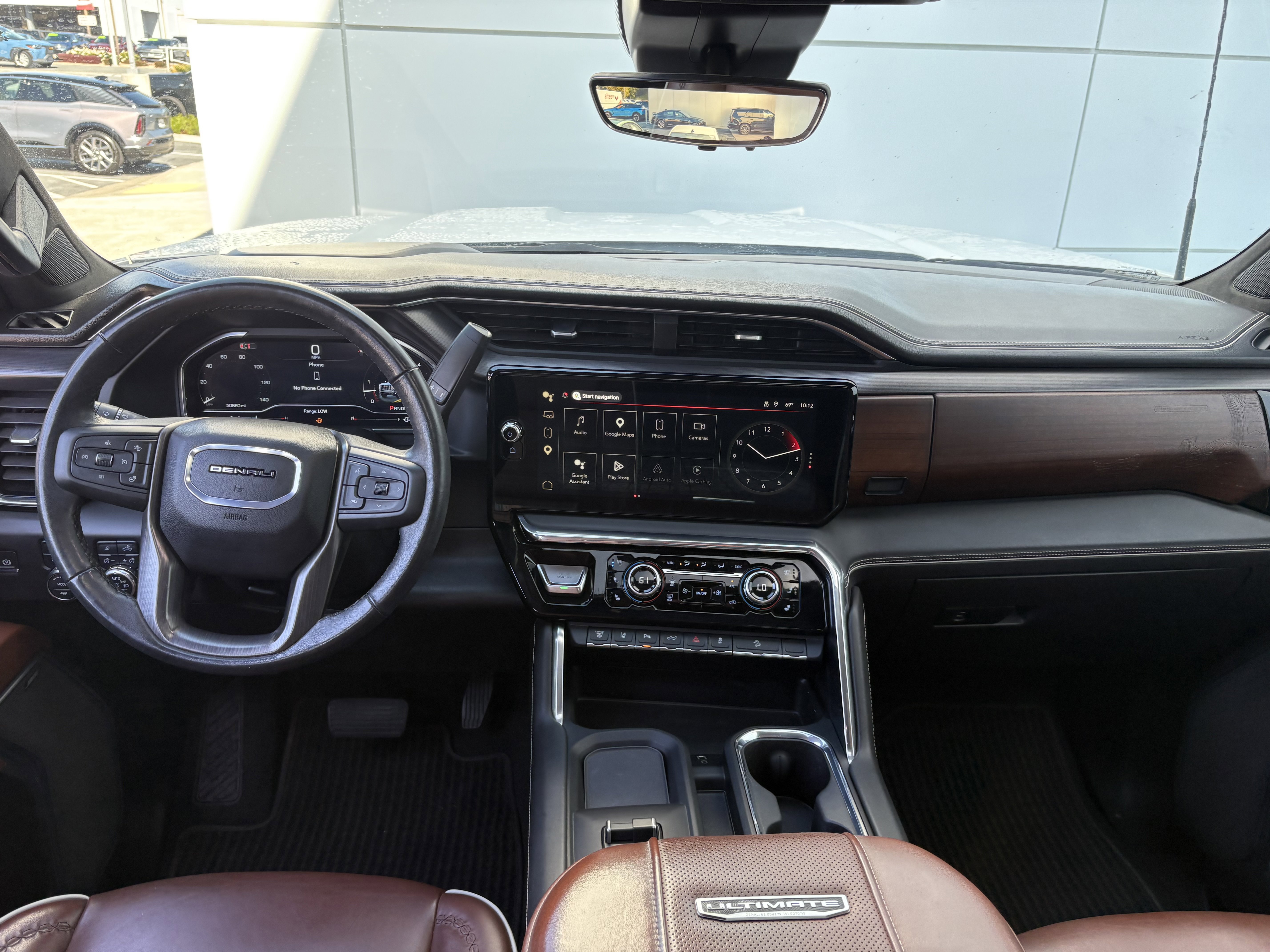 Used 2024 GMC Sierra 2500 Denali Ultimate w/ Max Trailering Package image 18