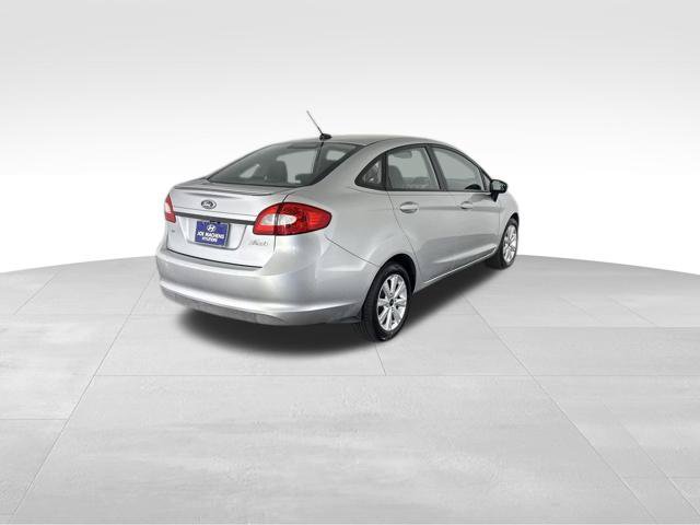 Used 2013 Ford Fiesta SE FWD image 5