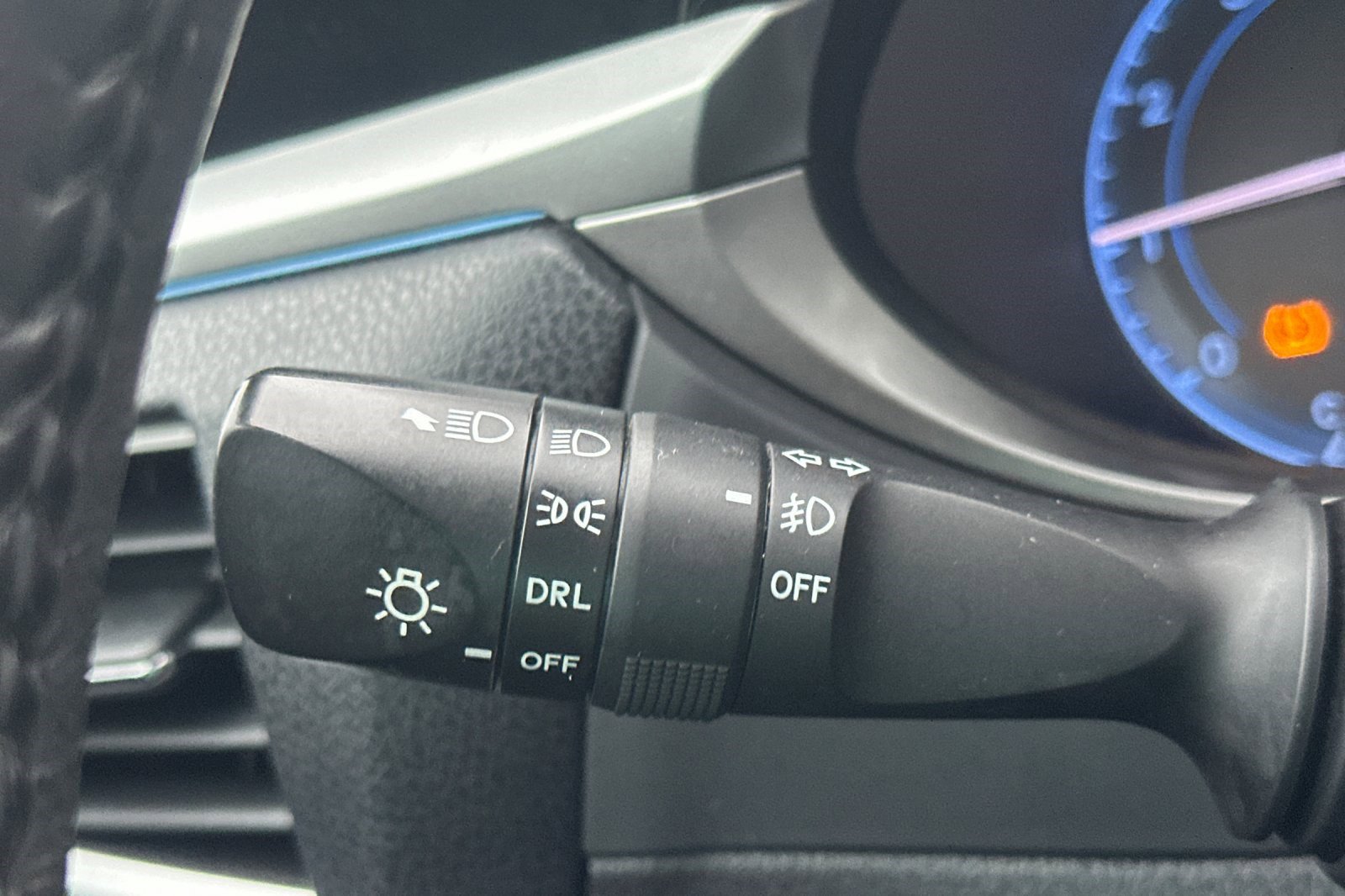 Used 2014 Toyota Corolla S w/ Driver Convenience Package image 30