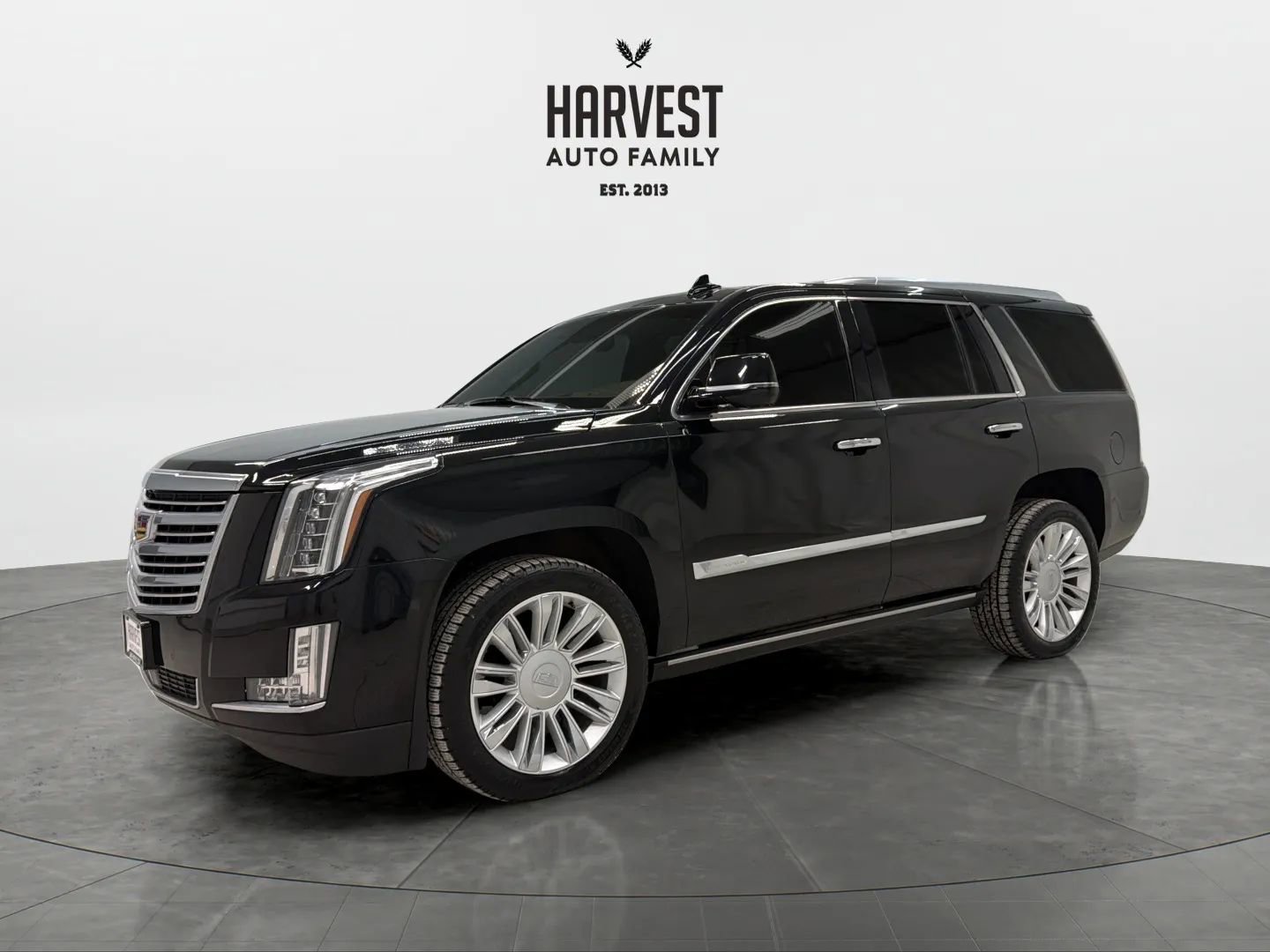 Used 2020 Cadillac Escalade Platinum image 1