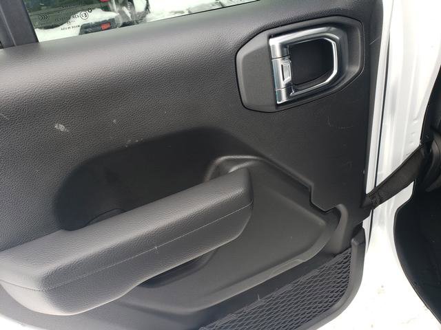 Used 2025 Jeep Wrangler Sport S image 13