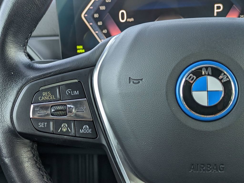 Used 2023 BMW i4 eDrive40 image 19