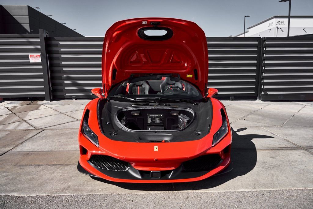 Used 2022 Ferrari F8 Tributo image 19