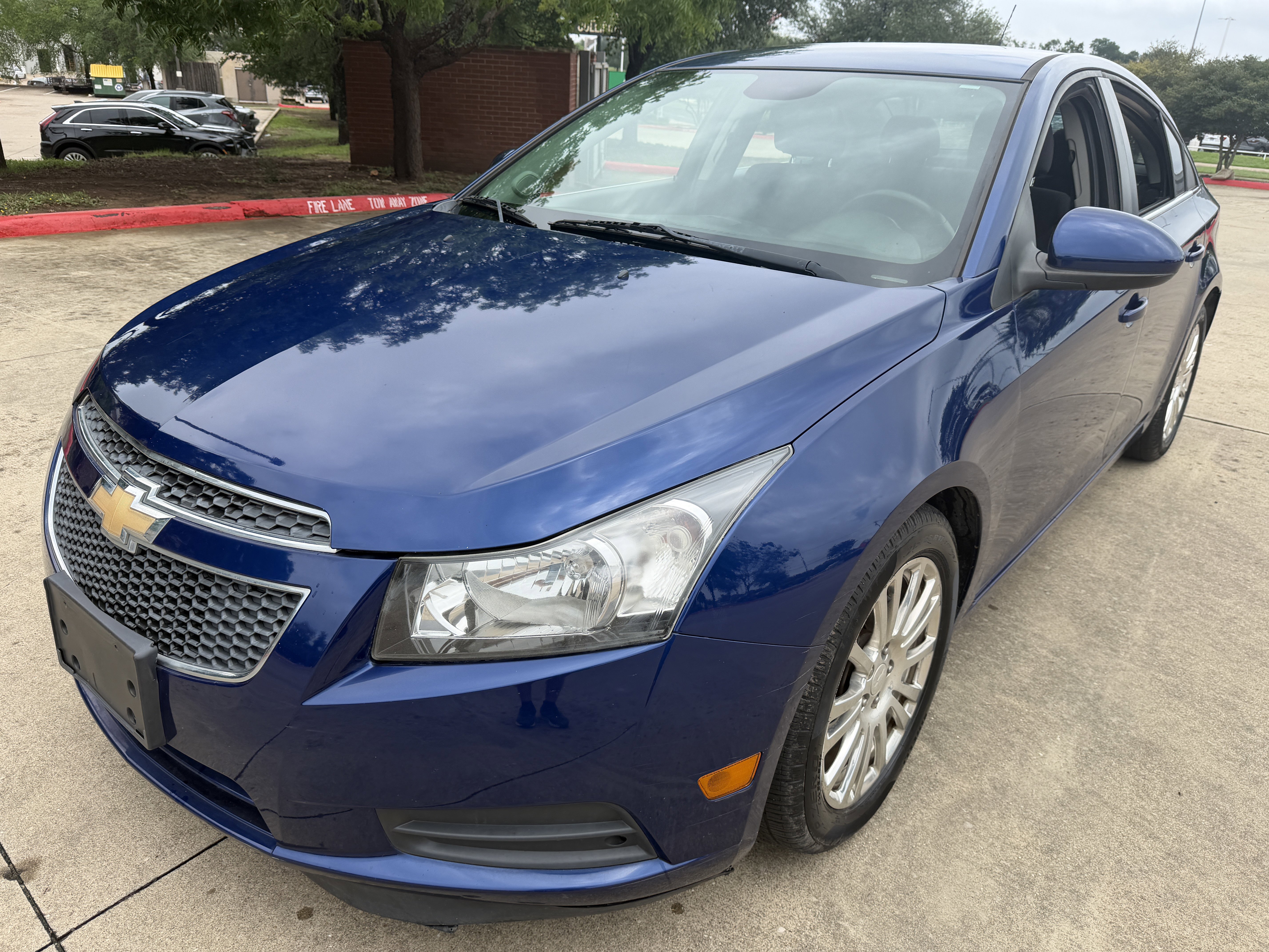 Used 2012 Chevrolet Cruze Eco FWD image 3