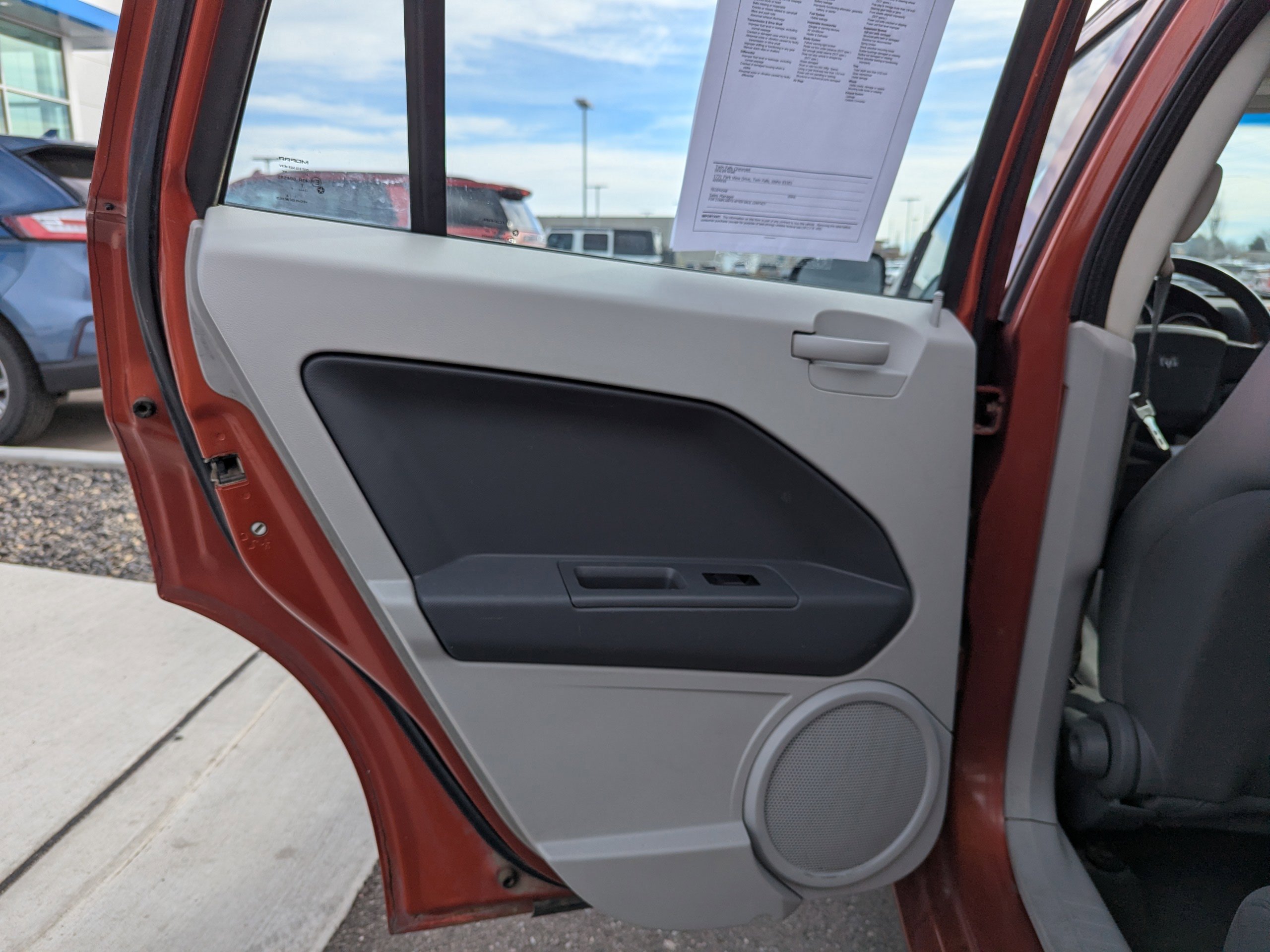 Used 2007 Dodge Caliber SXT image 21