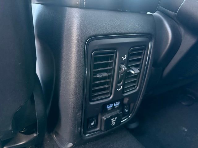 Used 2014 Jeep Grand Cherokee Limited image 15