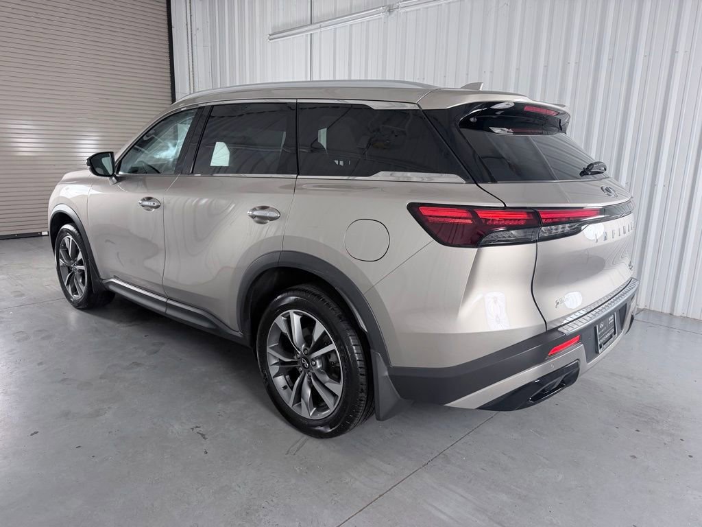 Certified 2023 INFINITI QX60 Luxe w/ Cargo Package FWD image 7