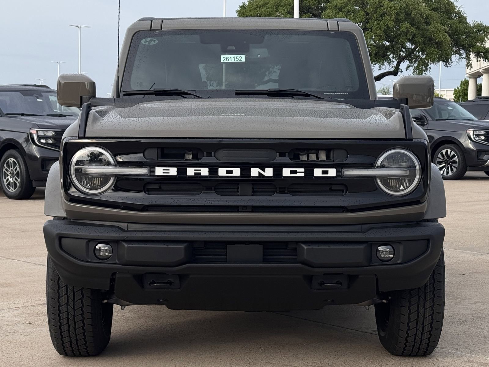 New 2026 Ford Bronco Outer Banks image 6