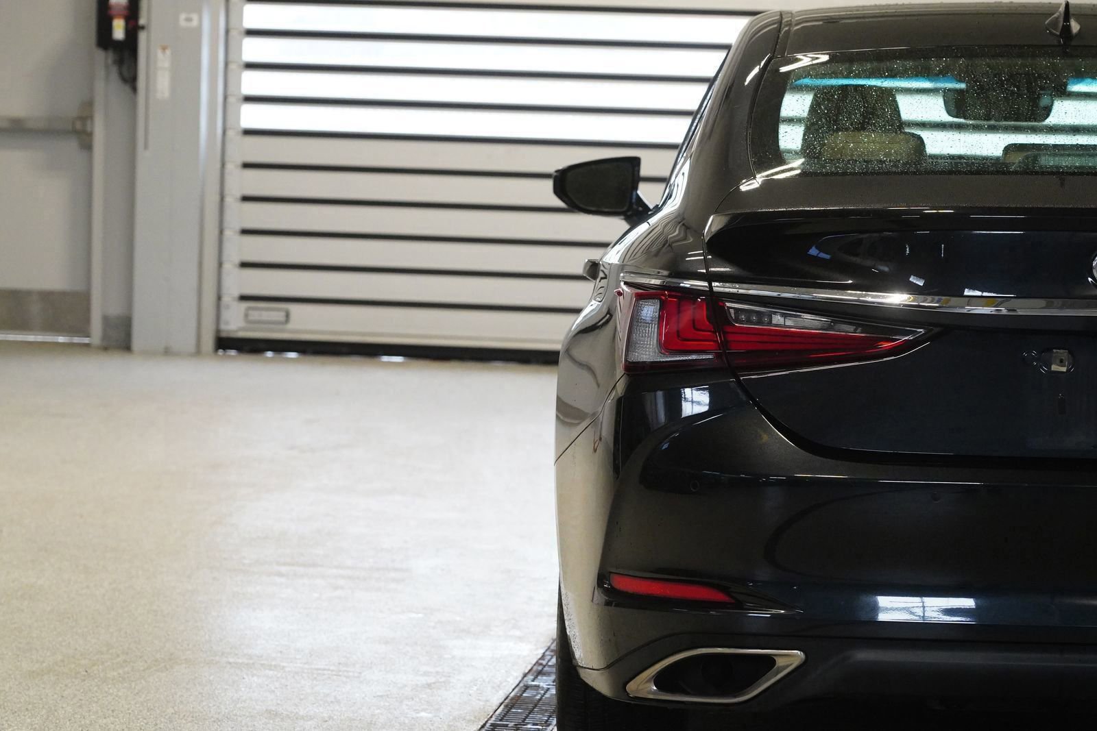 Used 2021 Lexus ES 350 w/ Premium Package image 10