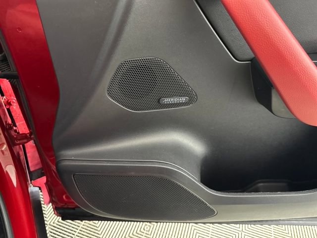 Used 2019 Jaguar F-PACE R-Sport image 29