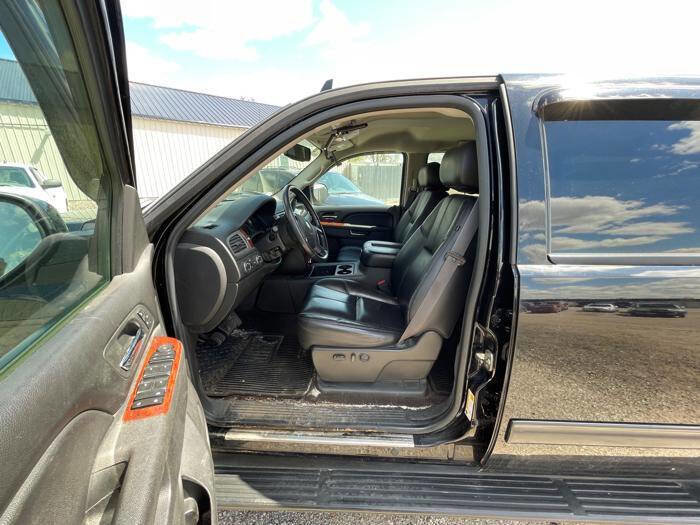 Used 2011 Chevrolet Silverado 1500 LTZ w/ LTZ Plus Package AWD/4WD image 22