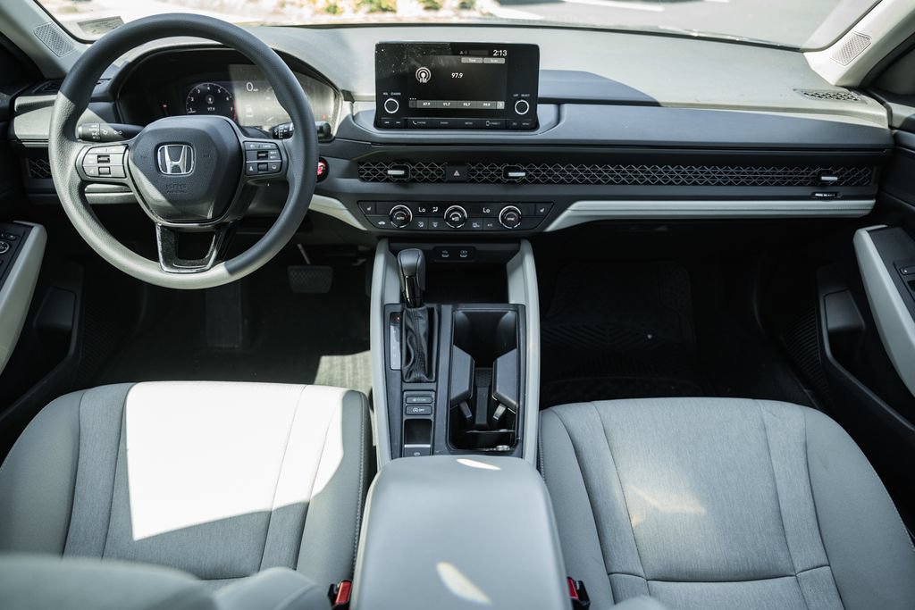 Used 2024 Honda Accord EX image 17