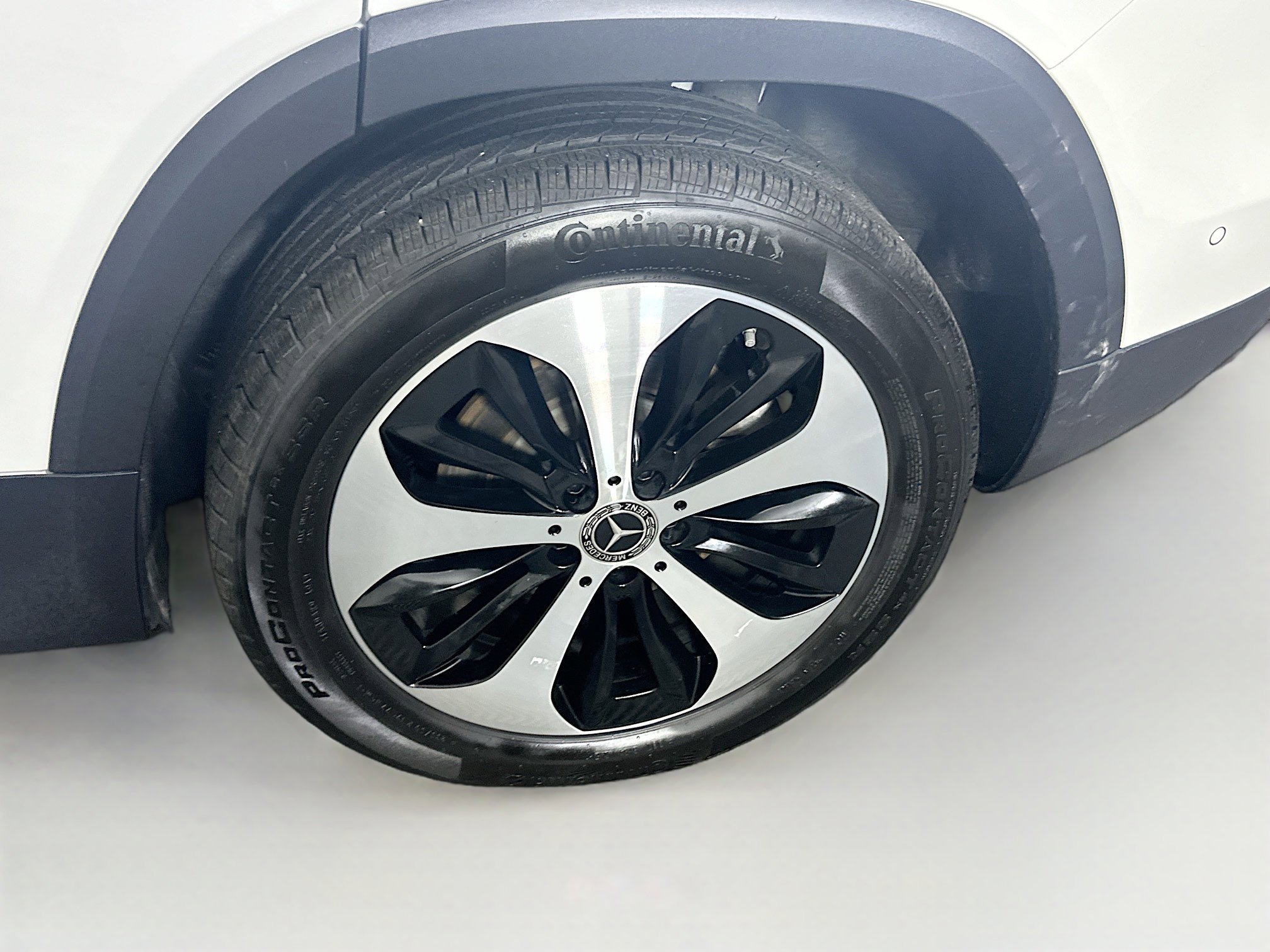 Used 2024 Mercedes-Benz GLB 250 image 11