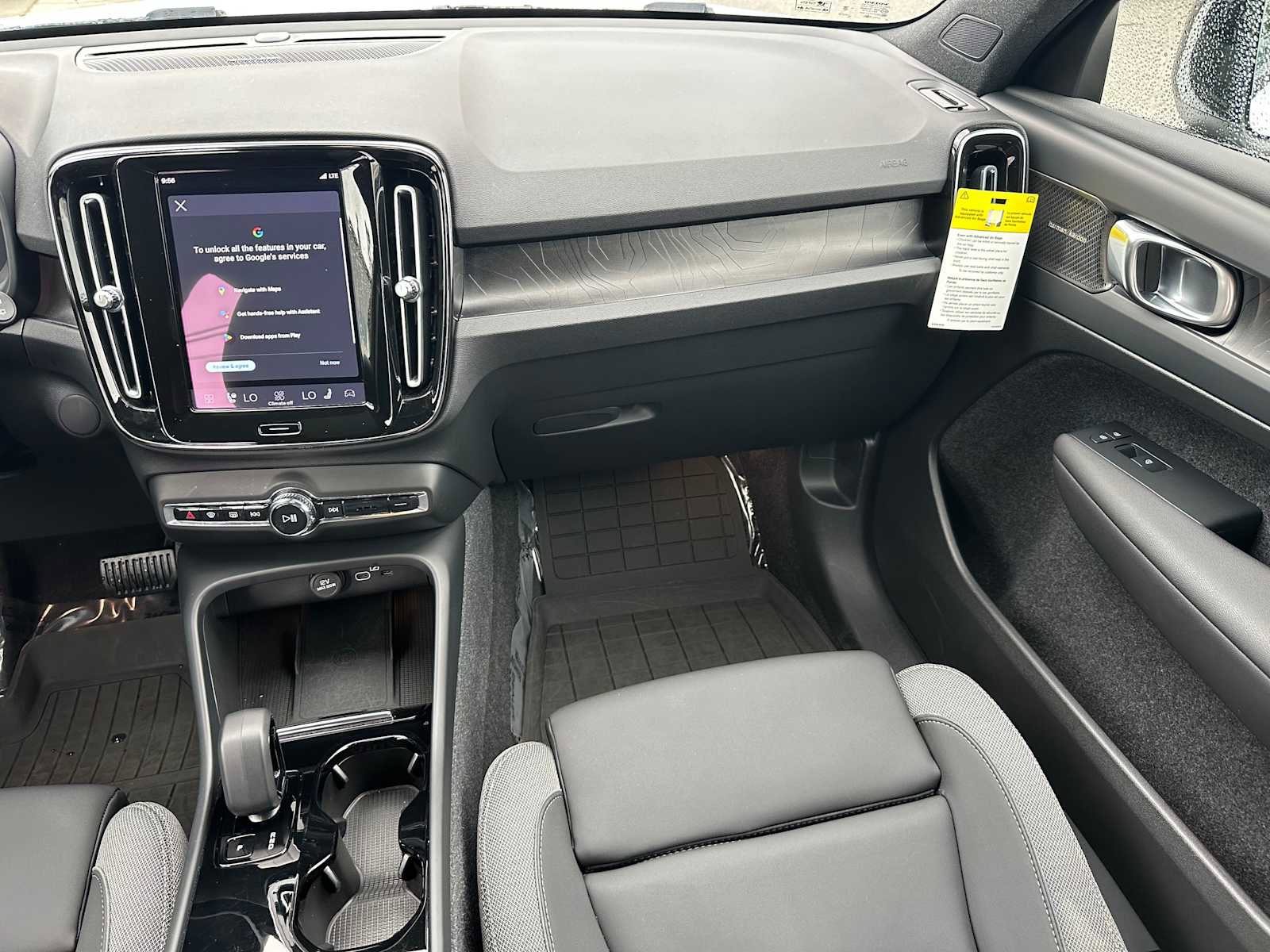 Certified 2023 Volvo XC40 Recharge Ultimate w/ Protection Package Premier AWD/4WD image 19