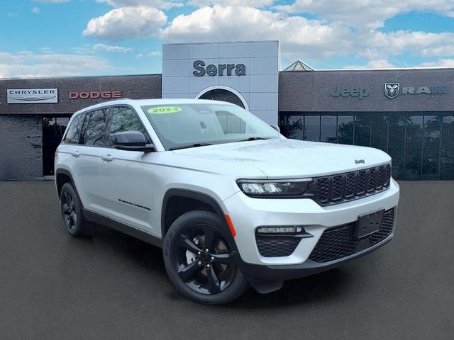 Used 2023 Jeep Grand Cherokee Limited w/ Black Appearance Package