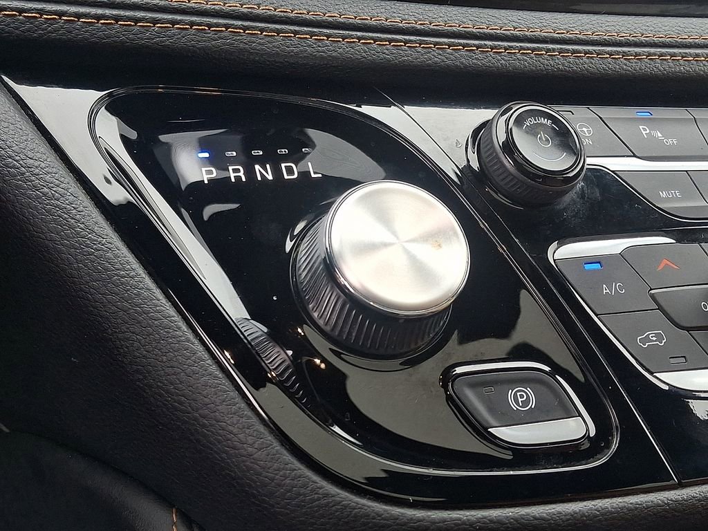 Used 2023 Chrysler Pacifica Pinnacle image 17