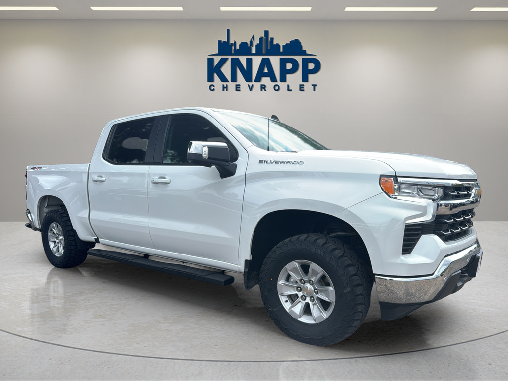 Used 2025 Chevrolet Silverado 1500 LT w/ Safety Package AWD/4WD image 10