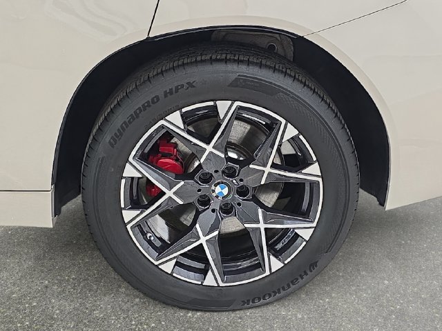 Used 2025 BMW X3 xDrive30i w/ M Sport Package AWD/4WD image 32