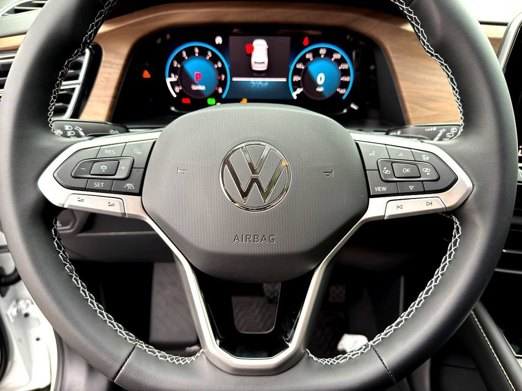 New 2026 Volkswagen Atlas SE FWD image 12