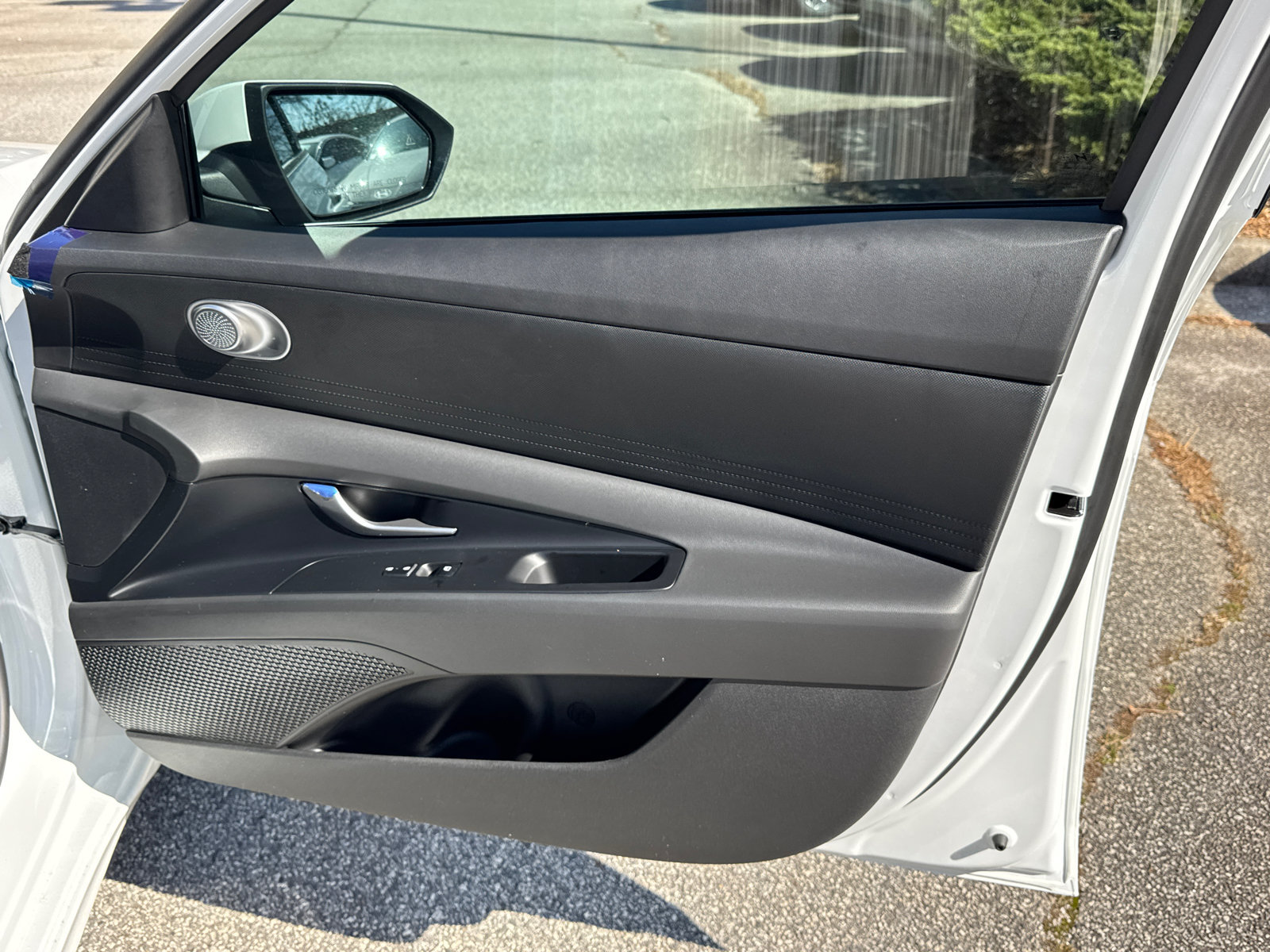 New 2026 Hyundai Elantra SE FWD image 15