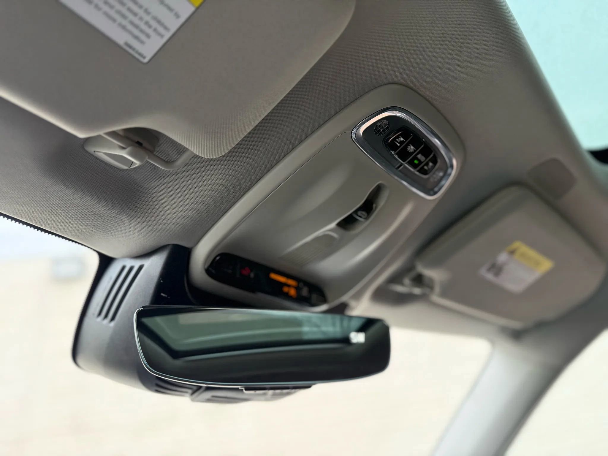 Used 2016 Volvo XC90 T6 Inscription w/ Vision Package image 15