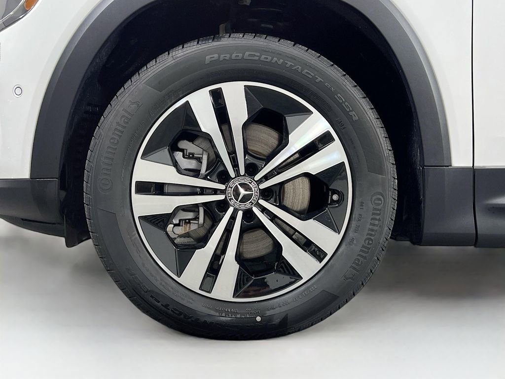 Certified 2025 Mercedes-Benz GLB 250 4MATIC image 29