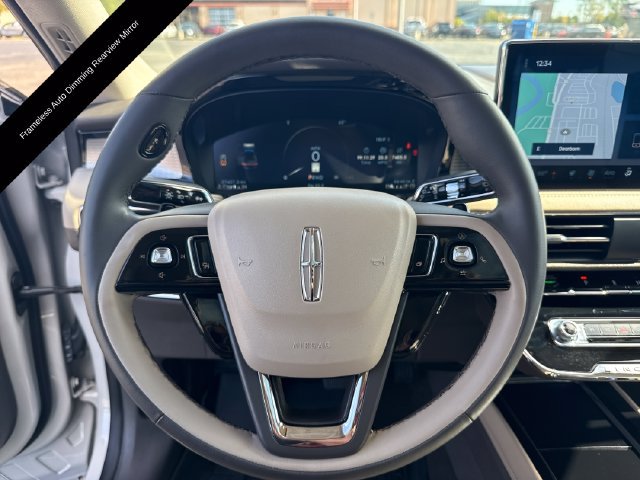 Certified 2023 Lincoln Corsair AWD w/ Equipment Group 101A image 17