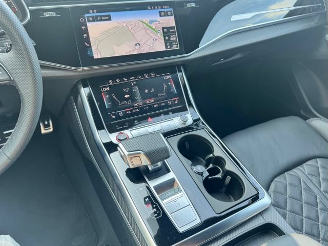 Certified 2025 Audi SQ7 Prestige AWD/4WD image 40