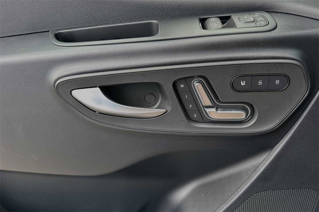 Used 2024 Mercedes-Benz Sprinter 144 Cargo image 10