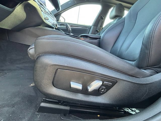 Used 2019 BMW 530e xDrive AWD/4WD image 34