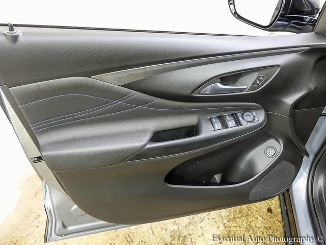 Used 2025 Buick Envista Sport Touring w/ Convenience I Package image 17