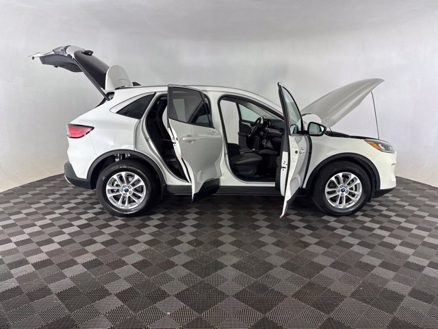 Used 2022 Ford Escape SE w/ Convenience Package AWD/4WD image 16