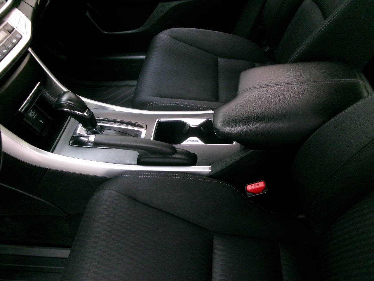 Used 2014 Honda Accord Sport image 19