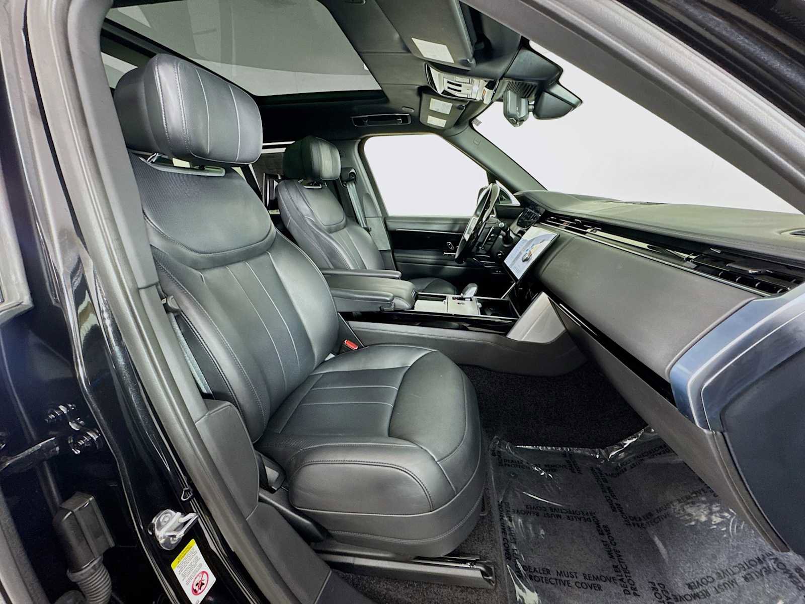 Certified 2025 Land Rover Range Rover Autobiography image 26