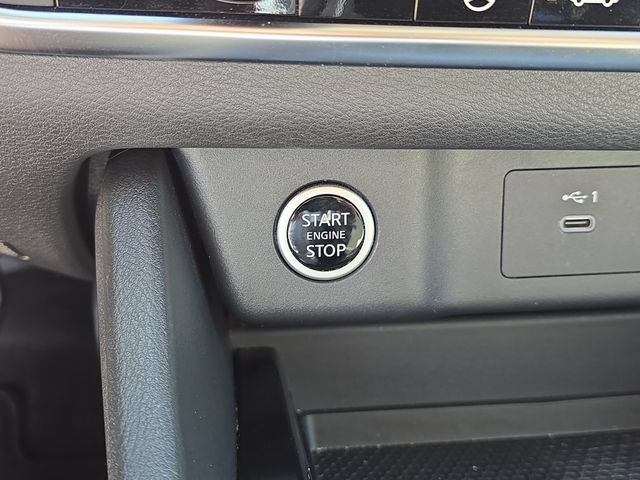 Certified 2023 Nissan Rogue SV w/ SV Premium B Package FWD image 29