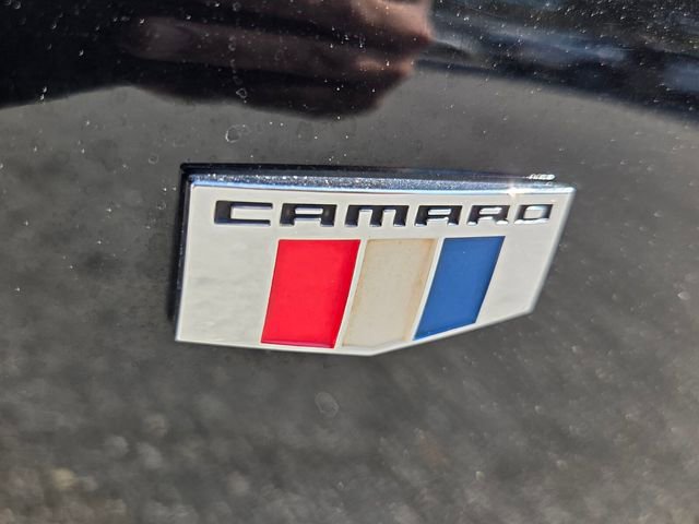 Used 2017 Chevrolet Camaro SS image 16