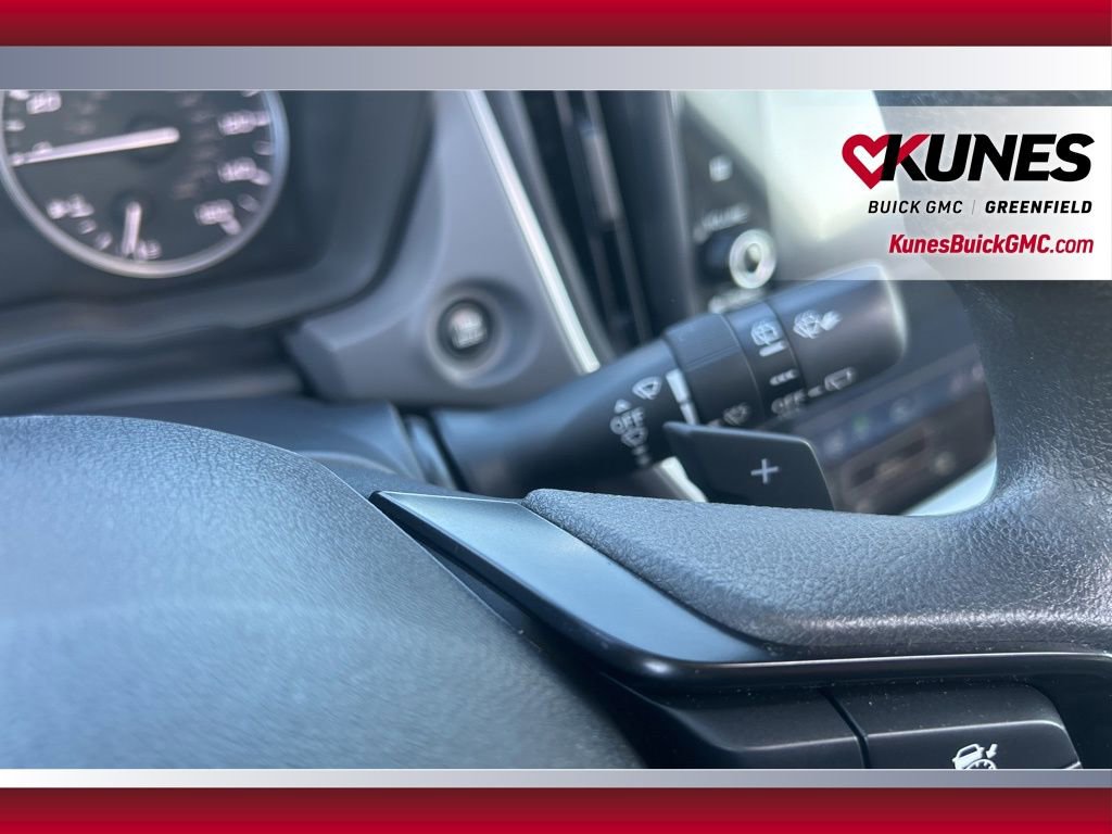 Used 2024 Subaru Crosstrek 2.0i Premium image 19