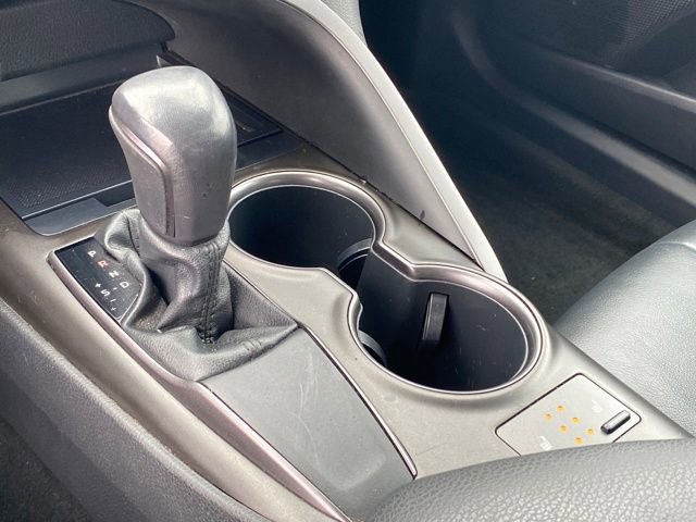Used 2021 Toyota Camry SE image 10