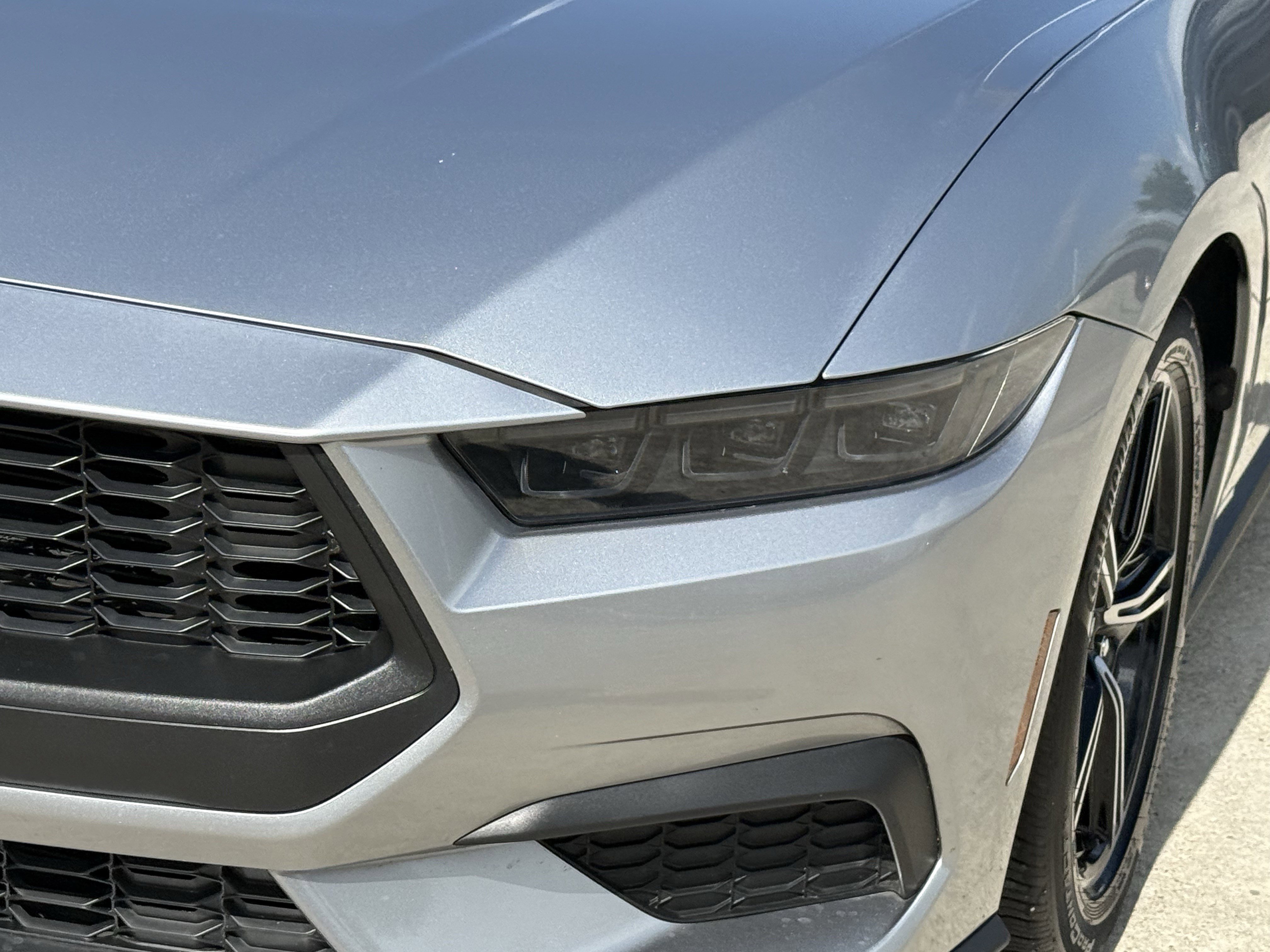 Used 2025 Ford Mustang Premium RWD image 11